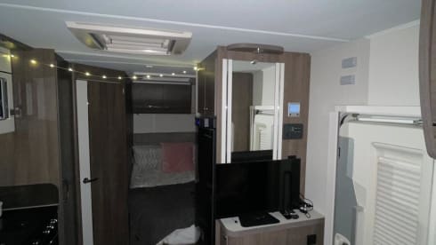 Iris – Elddis Encore Experience - 4 berth 