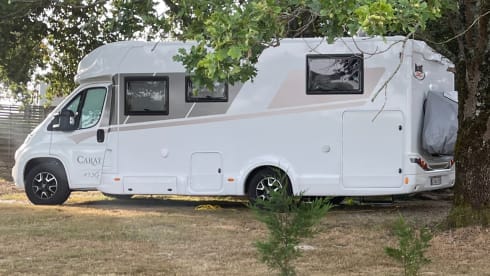 Mc Louis Carat – McLouis Carat 5pers. Semi-integrated from 2020