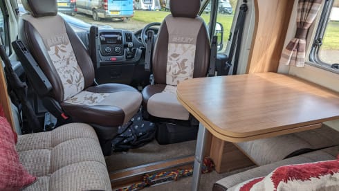 Bertha – 4 berth Bailey complete with secure dog pen