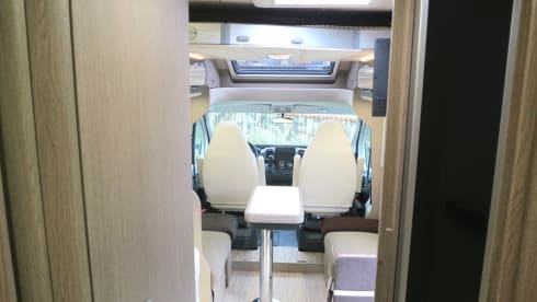 P 745 GLG – MCLOUIS MC4 273 Ford