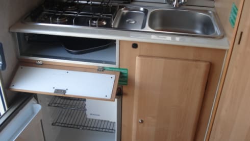 Mel – 5 berth Fiat Family Motorhome  6 seats with belts