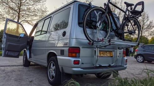 Beautiful and powerful T4 Volkswagen camper bus