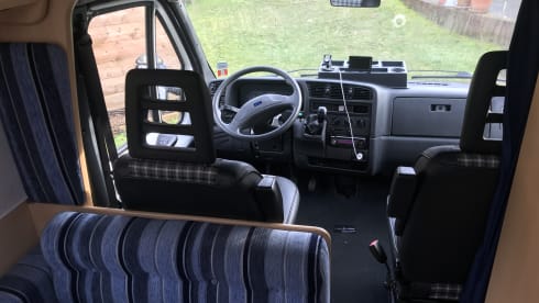 Neat 4 person camper