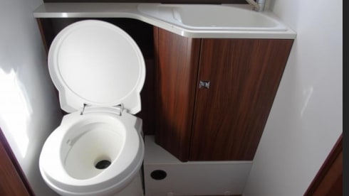 Adria Coral – 4p Adria Mobil semi-integrata dal 2017