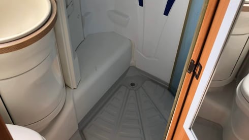 5p Challenger alcove from 2007