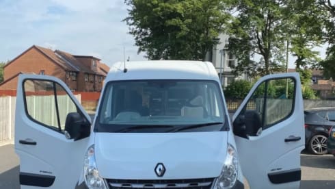 Mary – Renault Master