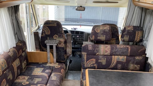 B544 – 5p Hymer integrated uit 1999