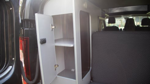 Ollie │ Luxury 2 person camper
