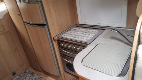 Efi – Camper mansardato