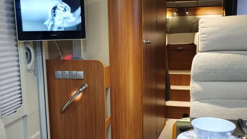 Sidney – Luxurious High End A Class Motorhome 