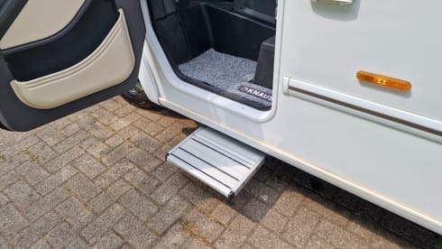 4-seater Knaus integrated from 2012