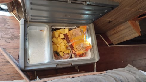 July – Unique Off-Grid Bus Camper - Luxurious, Spacious and Fully Self-Sufficient!