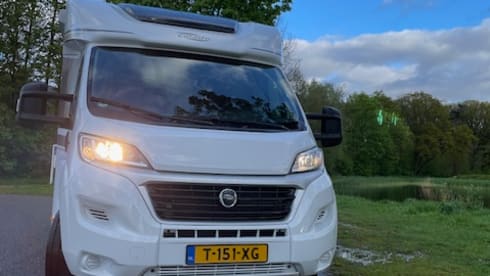 4p Carado semi-integrated from 2019