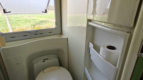 Gezellige 4-persoons alkoofcamper – ideaal voor stel of klein gezin