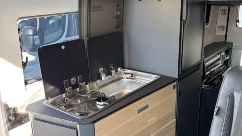 Adria Twin 640 SGX Sports AUTOMAAT