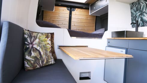Anne │ Citroën Jumper 2 person camper van