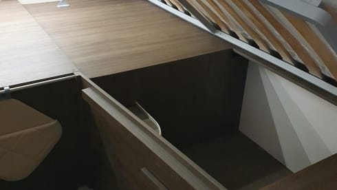 8 – luxury 4 person mclouis Carat 2022 with fixed bed in the back
