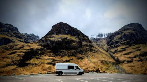 Blà Bheinn – 3 berth Citroën bus from 2016