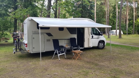 A young, spacious and very complete Adria Matrix Axess