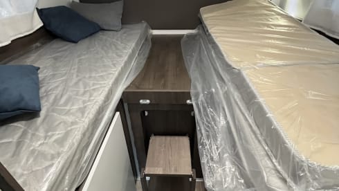 Cocoon 463 – 4p Benimar semi-integrated from 2024