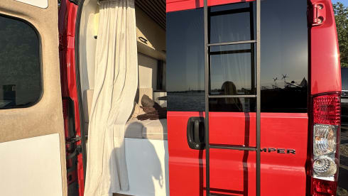 Elma  – Travel with Elma - Freistehen und die Aussicht genießen