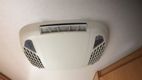 SPACIOUS CLEAN FAMILY CAMPER LARGE AND HANDY WITH NESPRESSO;)