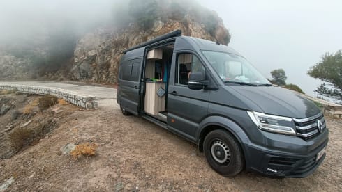 4p Volkswagen bus from 2020