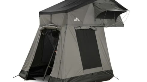Disco – 2p Land Rover with roof tent 