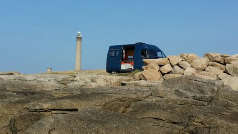 2p Peugeot bus from 1997