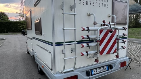 Michele  – 6 REISEPLÄTZE / 6 SCHLAFPLÄTZE 4 immer bereit 