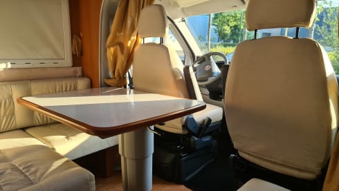 MC Luis – 4p Fiat semi-integrated from 2010