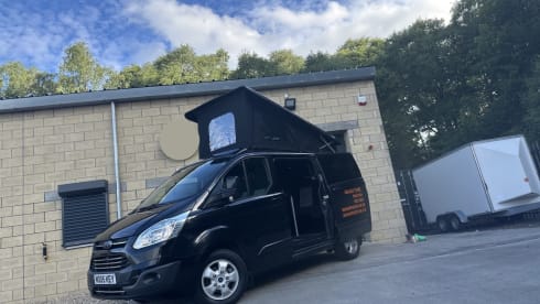 Wilbert – Ford Transit Custom 4 berth pop top