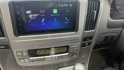 Hybrid – Compact Hybrid Family camper