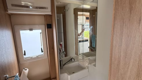 Deloris  – 5 berth Roller Team alcove from 2021