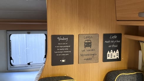 Luxurious neat family camper, 6 seats + belt, fully furnished