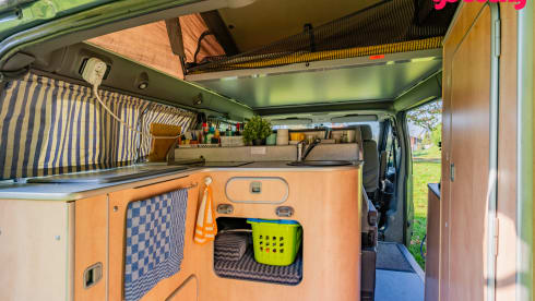Zwabbel – 4p Ford campervan from 2003