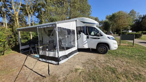 Usefleer travel home – 5p Chausson semi-integrated uit 2021