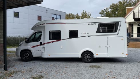 James – ⭐⭐⭐⭐⭐ Luxury Detleffs with very large beds & lots of comfort