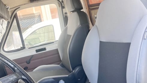 srabadori  – camper mansardato 