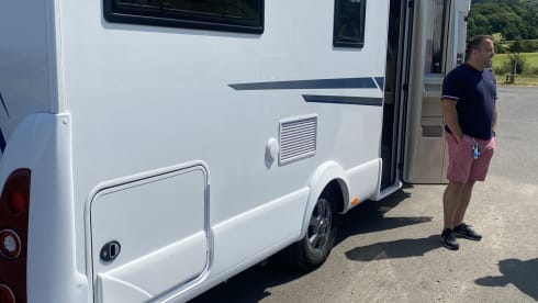 The Braw – 4 berth Rimor luxury modern motorhome