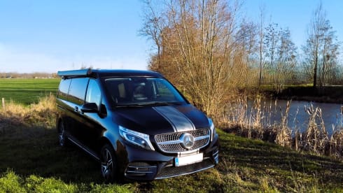 4p Luxe 4x4 Marco Polo Campervan uit 2020, klaar voor avontuur!