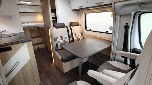 Sunlight-Wohnmobil mit 2 Schlafplätzen ab Baujahr 2020