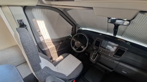 Go explore – Luxury camper with automatic transmission and 170 hp, full of options