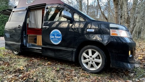 Max – Heated -  high top - off grid cute campervan  - insurance incl in price !