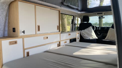 Volkswagen camper bus