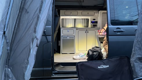 Pixie – 4 berth Volkswagen campervan from 2016