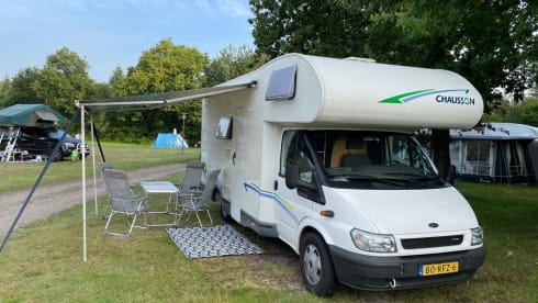 KarFlash – Nice family camper. Your home on vacation!