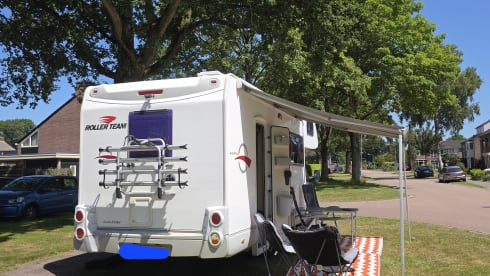 De familiecamper – 7p Ford alcove uit 2009