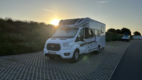 New luxurious Ford Benimar 463 semi-integrated 06/2025 AUTOMATIC