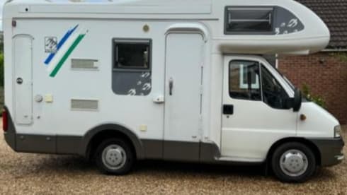 Lana – 4 berth Fiat alcove from 2003